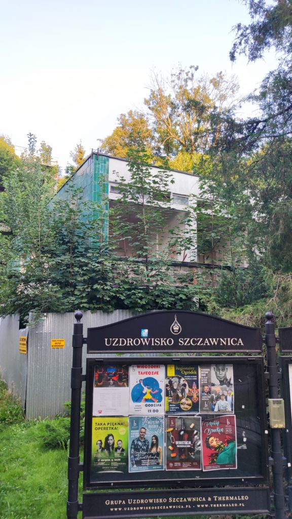 Dawny Zakład Przyrodoleczniczy w Szczawnicy - kwiecień 2024 Fot. mojepieniny.pl